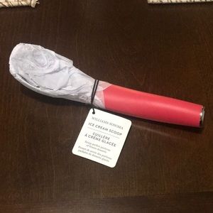 William Sonoma Ice Cream Scoop